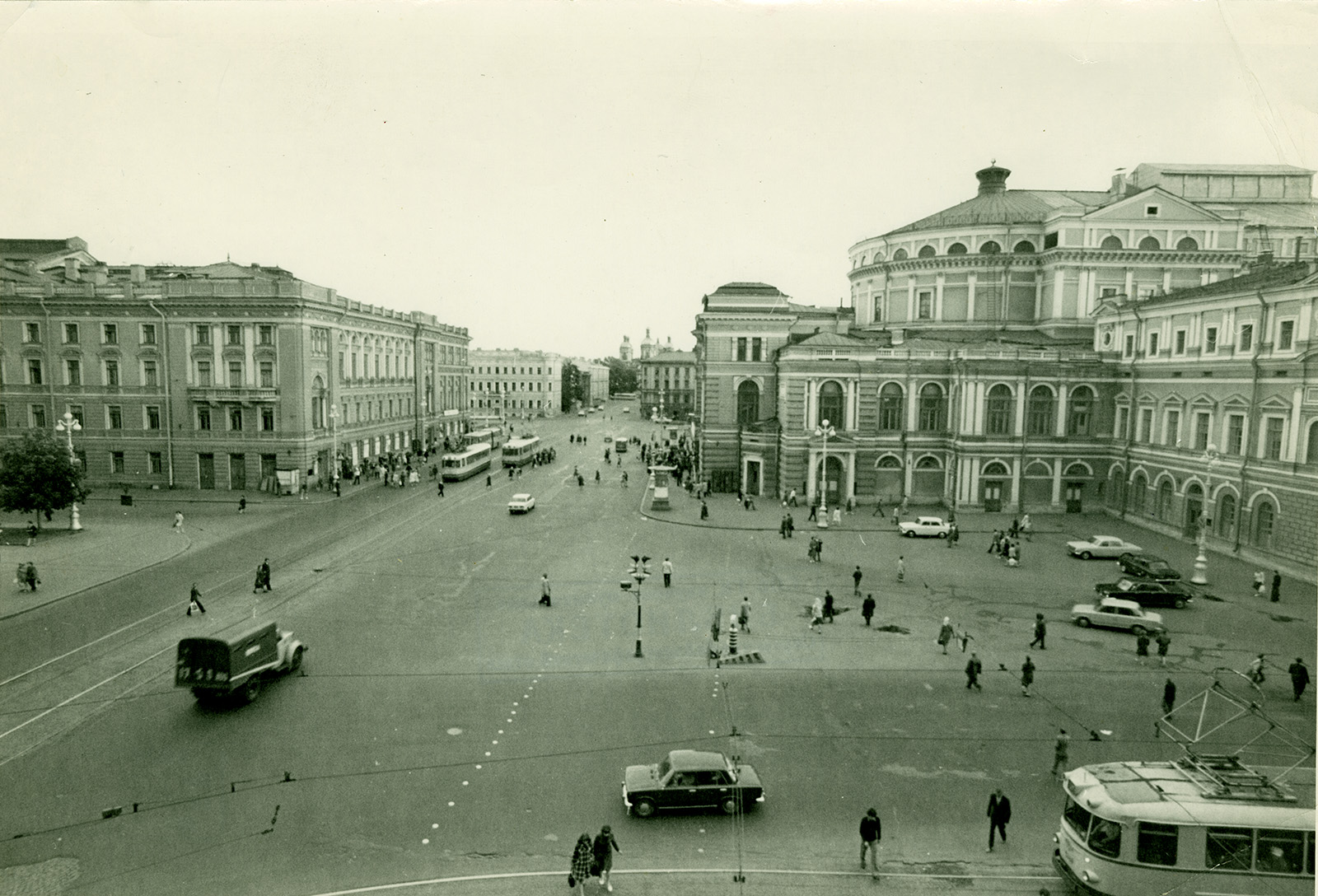 Театральная площадь. 1980-е